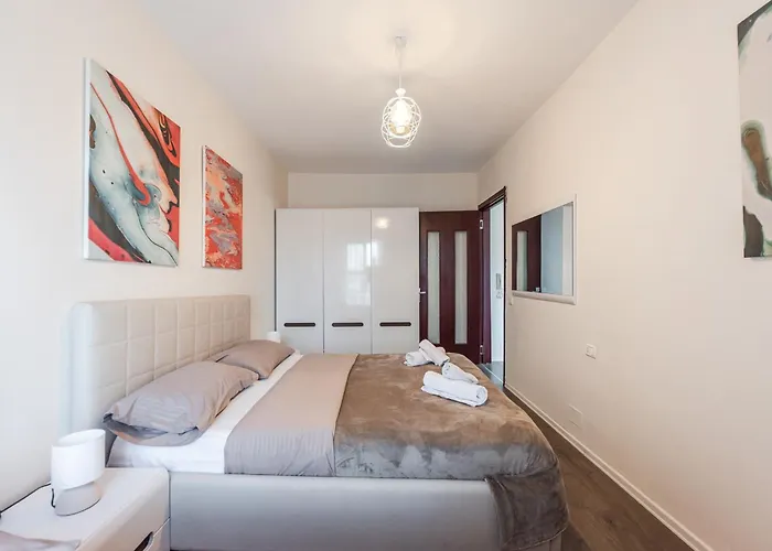 Unbeatable Location - Walkable Τίρανα